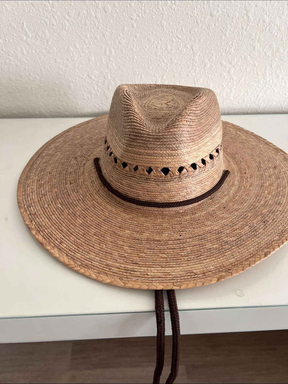 TULA 👒 Wide Brim Straw Gardener Hat with Chin Cord
